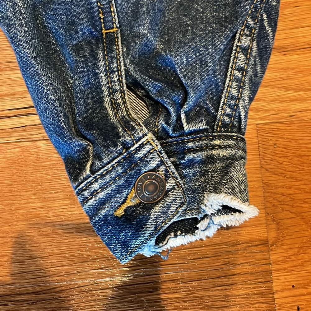 American Eagle Outfitters Blue Denim Jacket - Picture 3 of 5